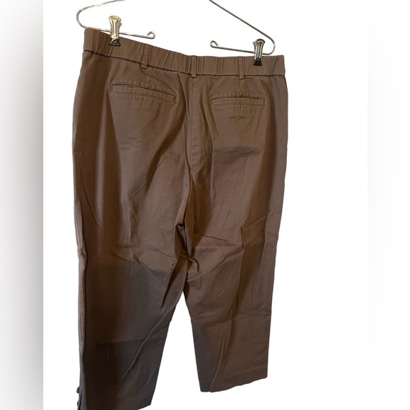 Laura Scott Size 14 capri pants brown with button ankle - Picture 6 of 9